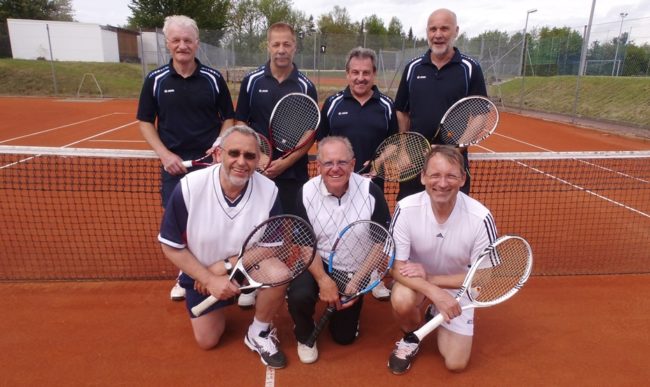 Tennis Siegreiche Mannschaft Mai 2015