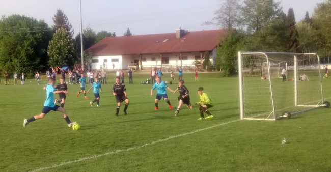 2018 05 08 Artikel D1 Frontenhausen FCT 2