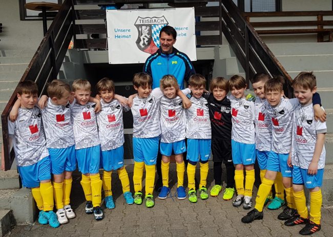 2022 05 21 Artikel F3 Critical Software Trikots Sponsor